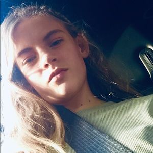 Meet your Posher, Skylar